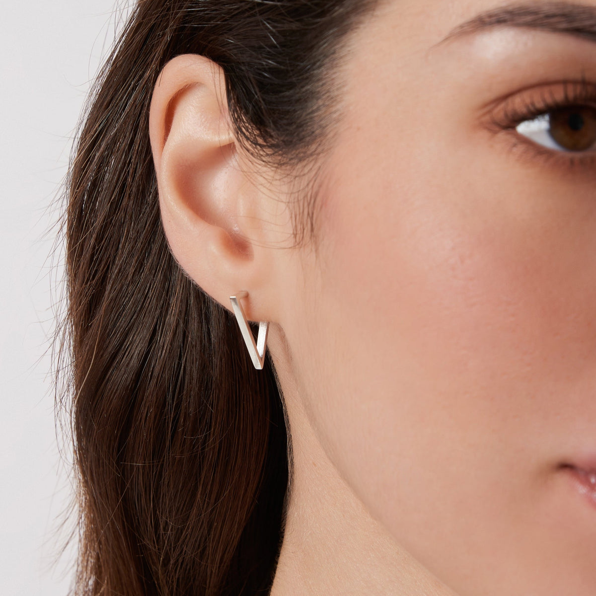 Silver Triangle Hoop Earrings – Niello_Showroom